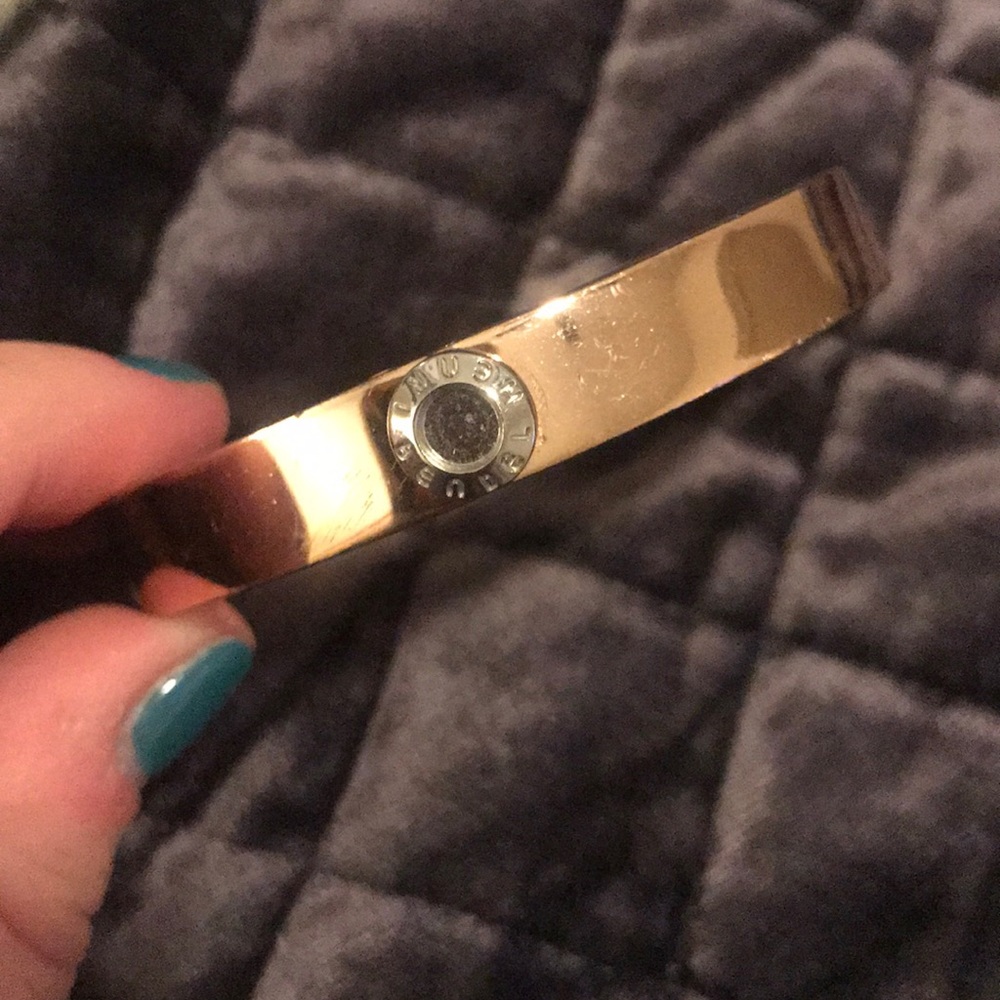 Henri bendel bangle